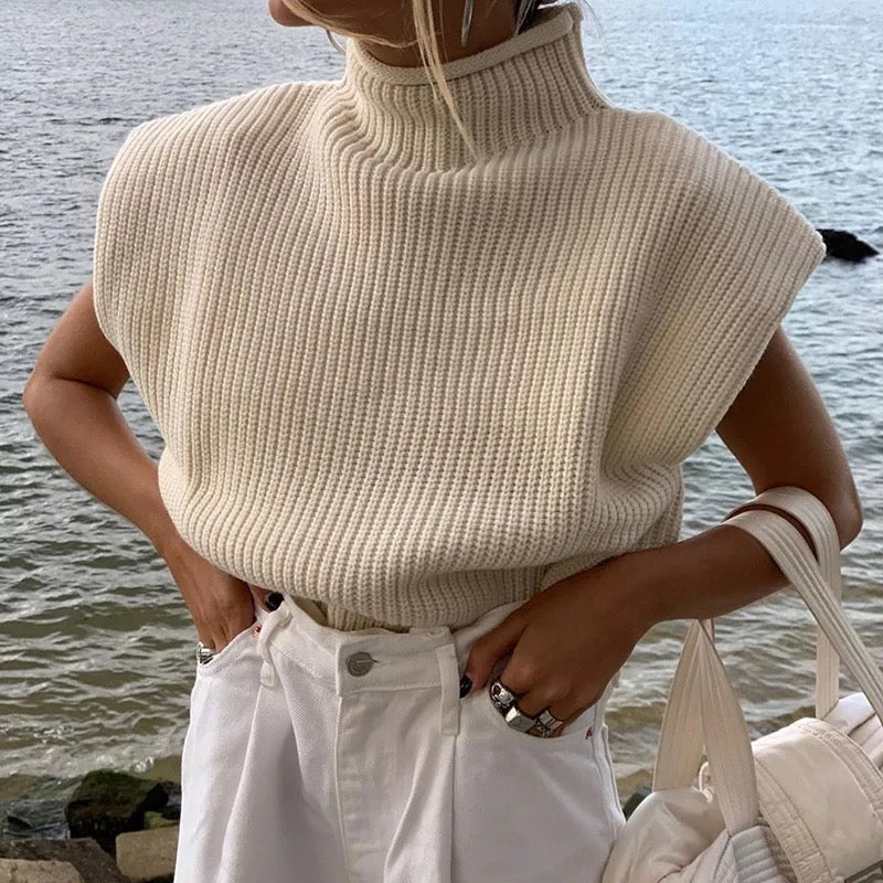 Short golf sweater 