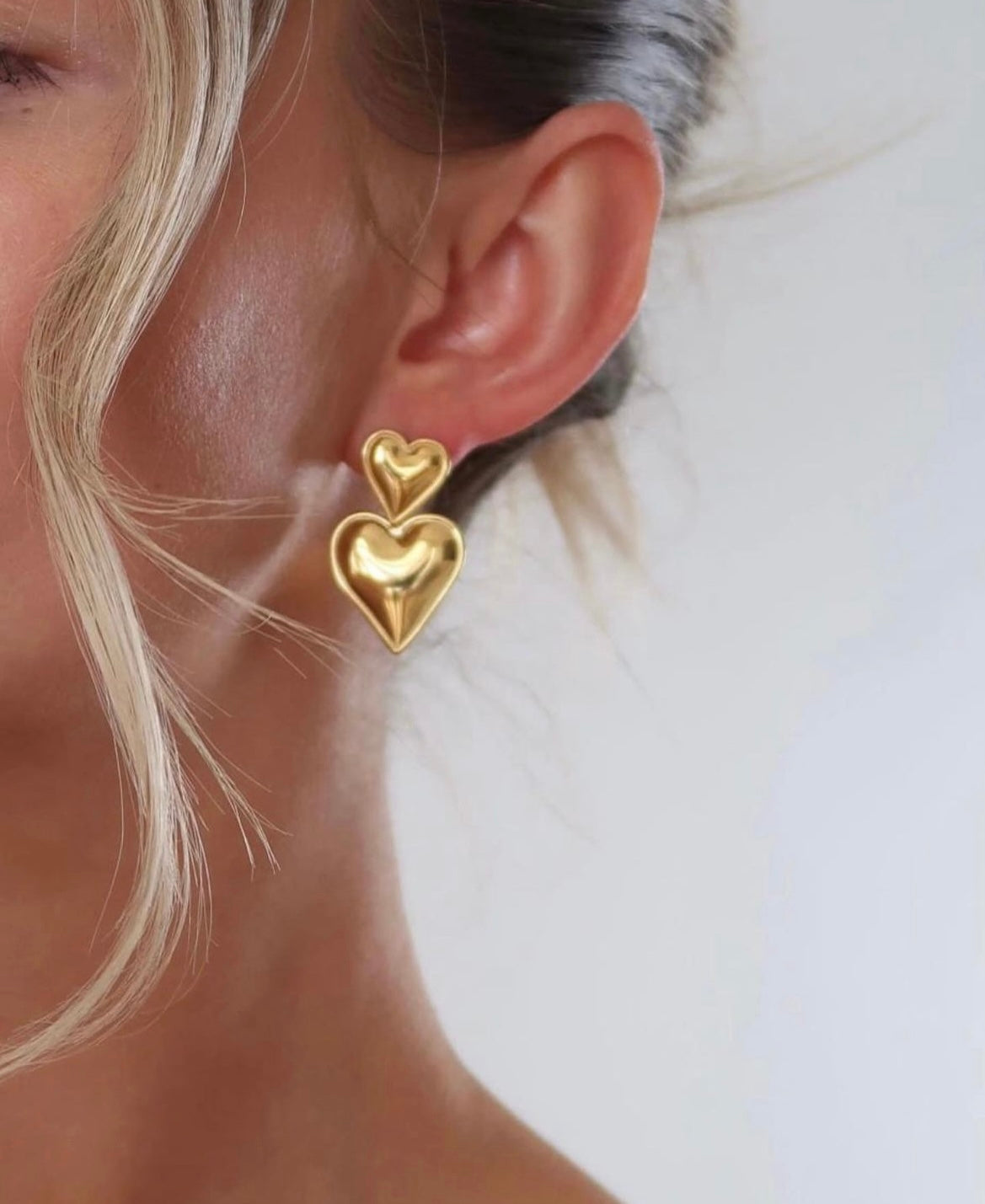 Diana gold earrings